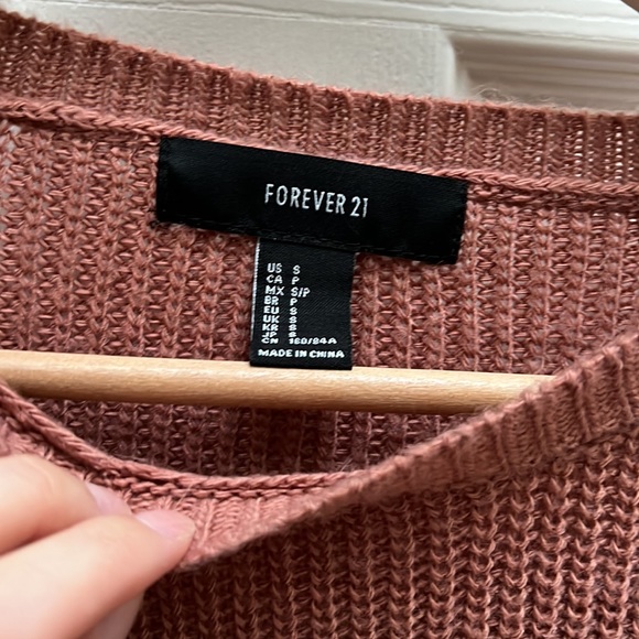 Knitted Sweater - Picture 2 of 4